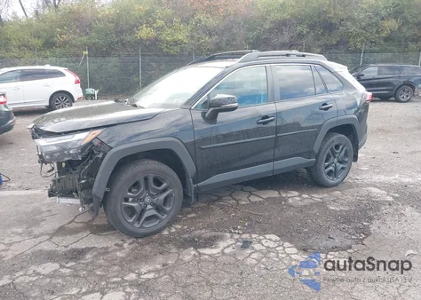 2022 Toyota Rav4 Adventure z USA, uszkodzony, nr VIN 2T3J1RFV1NW253646